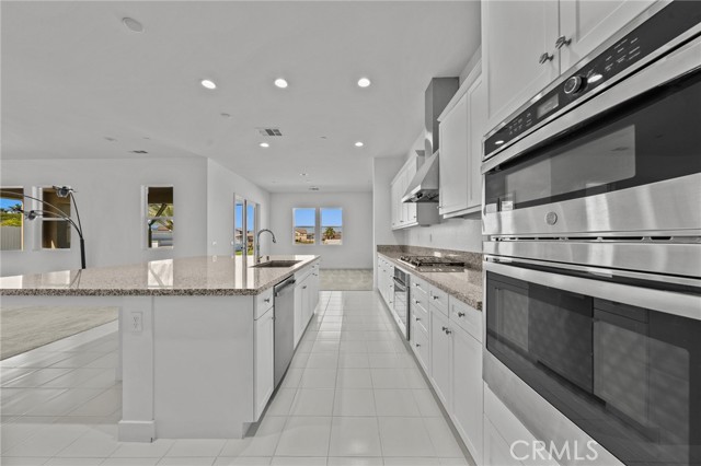 Detail Gallery Image 10 of 48 For 17053 Doria Ct, Riverside,  CA 92503 - 4 Beds | 2/1 Baths