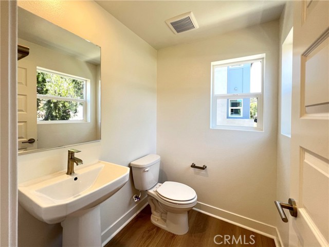 Detail Gallery Image 7 of 15 For 3513 Indigo Privado, Ontario,  CA 91764 - 3 Beds | 2/2 Baths