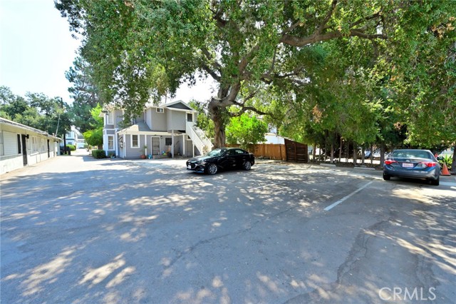 Detail Gallery Image 33 of 40 For 411 417 N Euclid Ave, Pasadena,  CA 91101 - – Beds | – Baths