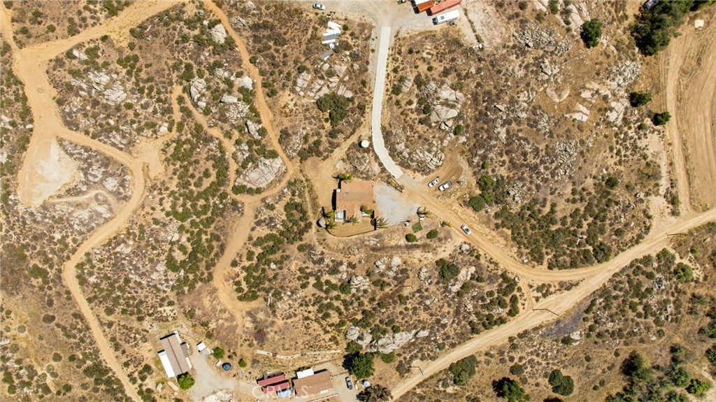 https://media.crmls.org/medias/c38e9987-7f91-4d74-8a18-13ddfdcb5239.jpg?preset=X-Large