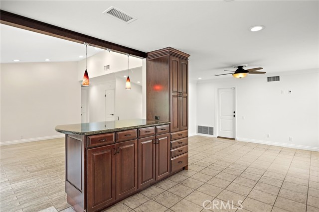 26762 Via Zaragosa, Mission Viejo CA: https://media.crmls.org/medias/c38f4d8b-2bf6-4660-abf8-d146e8b92239.jpg