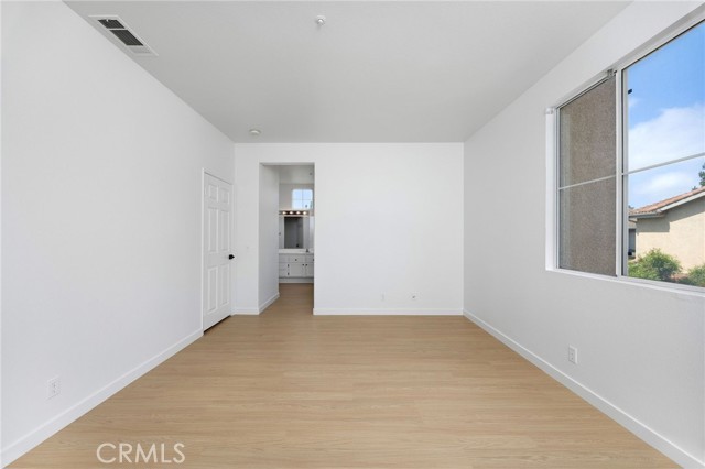 448 N Londonderry Lane, Orange CA: https://media.crmls.org/medias/c390491c-52ac-4866-b0b7-49c8e2db591e.jpg