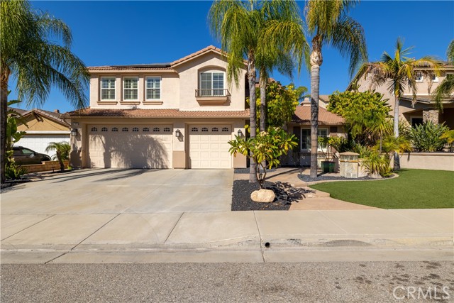 Detail Gallery Image 2 of 36 For 27894 Tate Rd, Menifee,  CA 92585 - 6 Beds | 3/1 Baths