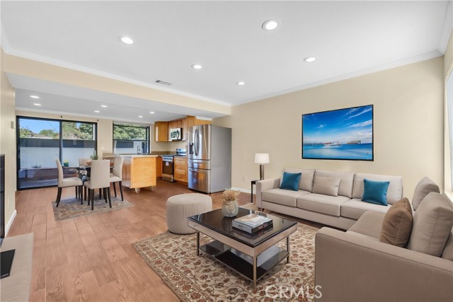 Detail Gallery Image 1 of 1 For 1072 San Juan St #B,  Tustin,  CA 92780 - 2 Beds | 2/1 Baths