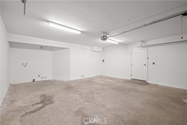 314 Lola Avenue, Pasadena CA: https://media.crmls.org/medias/c3910e81-eed6-481f-b597-059cc0c7bbd6.jpg