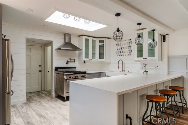 4741 Santa Lucia Drive, Woodland Hills CA: https://media.crmls.org/medias/c3926f82-7002-4297-b651-8575b618a417.jpg