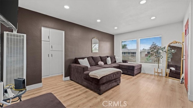 Detail Gallery Image 10 of 27 For 1516 Home, San Bernardino,  CA 92411 - 3 Beds | 2 Baths