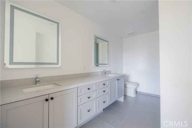 Detail Gallery Image 21 of 40 For 2608 Honolulu Ave #210,  Montrose,  CA 91020 - 2 Beds | 2 Baths