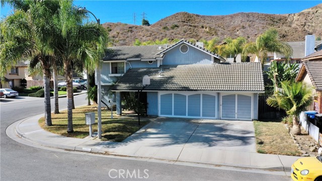 Detail Gallery Image 1 of 27 For 1717 Cherry Hill Rd, Santa Paula,  CA 93060 - 4 Beds | 2/1 Baths