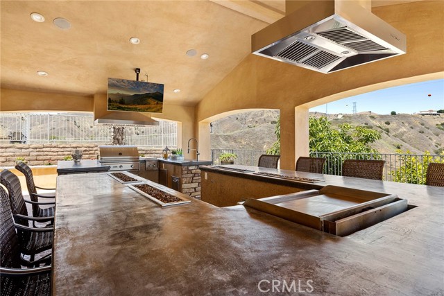 21925 Heatheridge Drive, Yorba Linda CA: https://media.crmls.org/medias/c393f07d-d03b-475b-b4c5-58665f729a5d.jpg