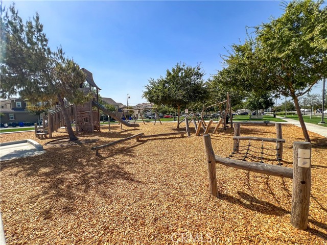 Detail Gallery Image 38 of 44 For 2785 E Berry Loop Privado #12,  Ontario,  CA 91761 - 3 Beds | 2/1 Baths