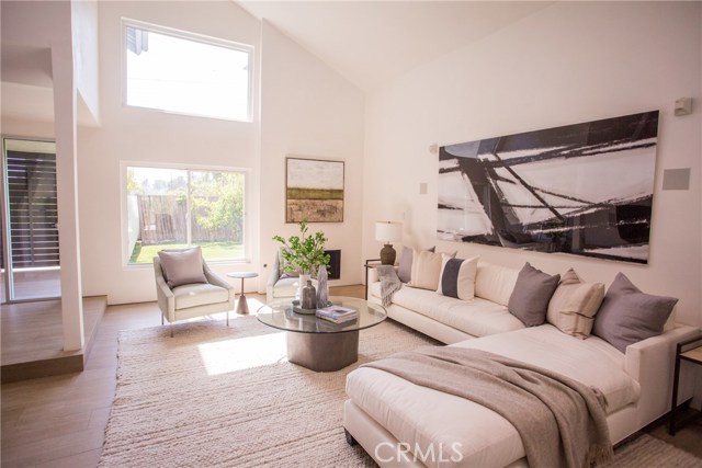 5714 Vantage Avenue, Valley Village CA: https://media.crmls.org/medias/c3942e5f-a31b-49bb-95f0-71ac5bf8c013.jpg