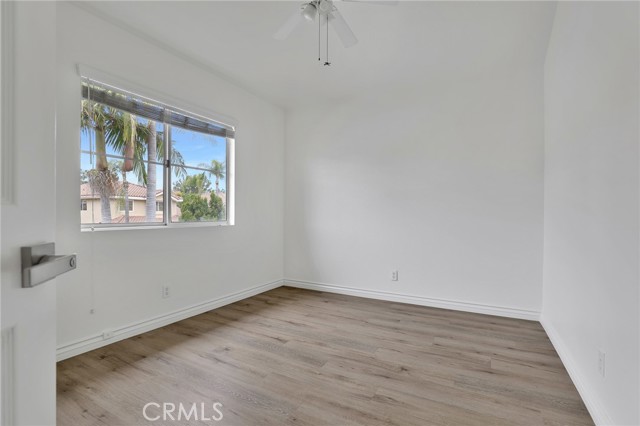 Image 18 of 41 For 520 Morningstar