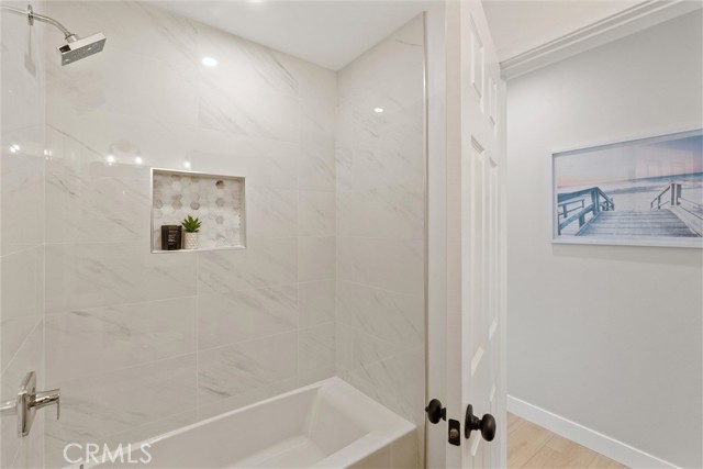 213 N Flower Street, Orange CA: https://media.crmls.org/medias/c3953619-1b73-4bab-8194-15f8cc0da5ec.jpg