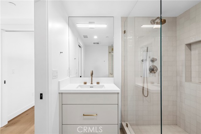 Detail Gallery Image 27 of 39 For 403 Serra Drive, Corona Del Mar,  CA 92625 - 3 Beds | 2/1 Baths