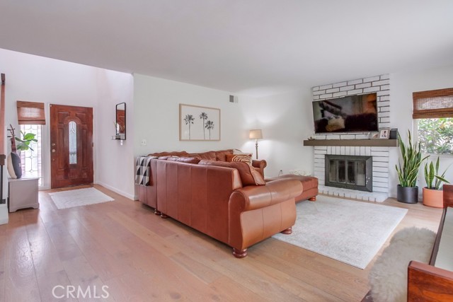 201 Todd Court, Oceanside CA: https://media.crmls.org/medias/c395a6cf-697b-4ae3-b97f-307627327b68.jpg