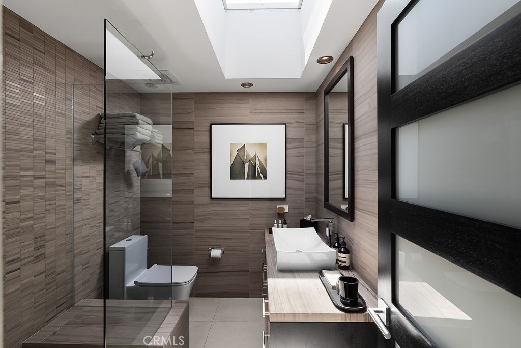 C3961de5 9f12 453c Bcdd 03668043698b