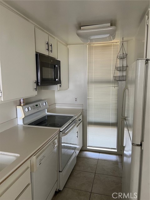 4316 Marina City Drive, 1027 photo 10