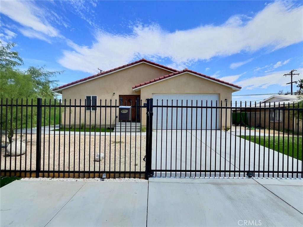 378 W Rosa Parks Road