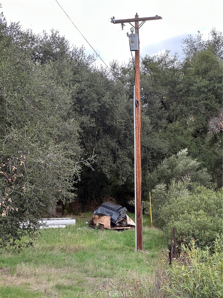 https://media.crmls.org/medias/c396d1fc-53ae-4c28-8e6b-0e0809b48d49.jpg?preset=X-Large