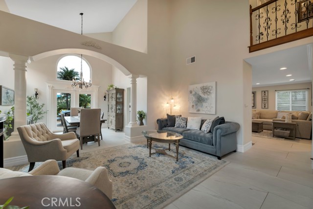 950 Firestone Circle, Simi Valley CA: https://media.crmls.org/medias/c39706b5-a44a-4886-ac0b-236085c0fa4f.jpg