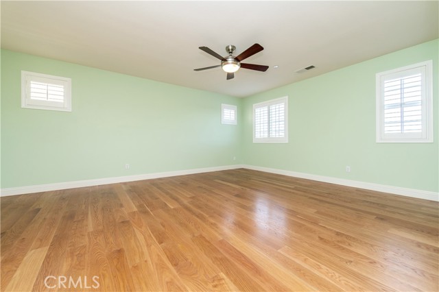 7271 Enclave Drive, Eastvale CA: https://media.crmls.org/medias/c39782e2-21bb-4bc2-94bf-9fcc702556c0.jpg