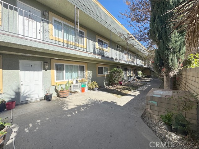 Detail Gallery Image 10 of 11 For 1102 Larimore Ave #10,  La Puente,  CA 91744 - 0 Beds | 1 Baths