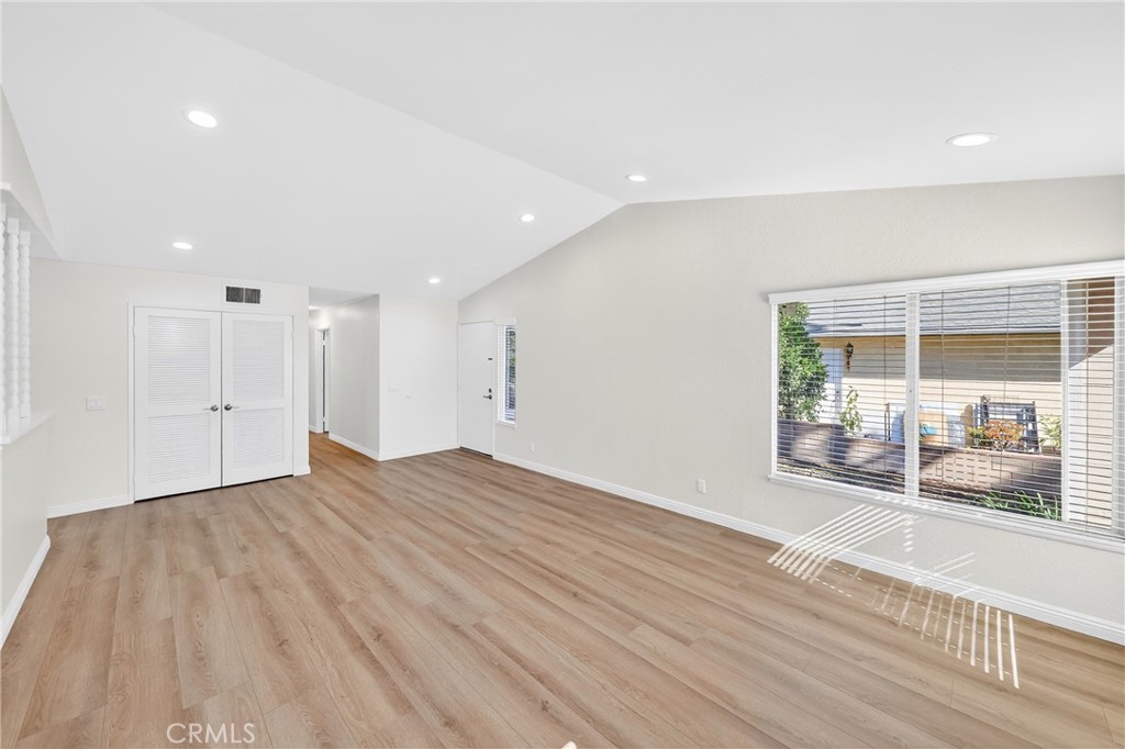 MLS #CV25244630 image #5