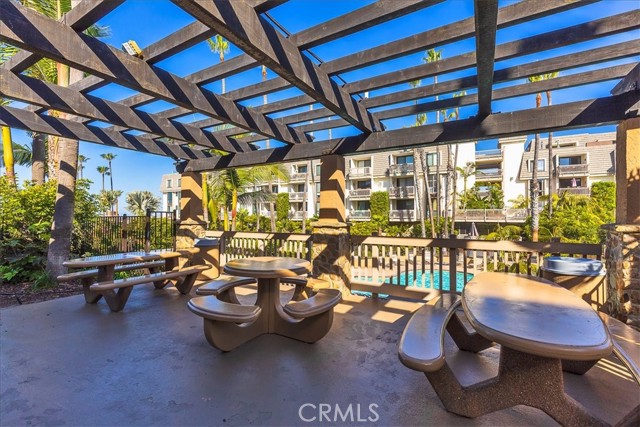 Detail Gallery Image 22 of 49 For 999 N Pacific #F103,  Oceanside,  CA 92054 - 1 Beds | 1 Baths