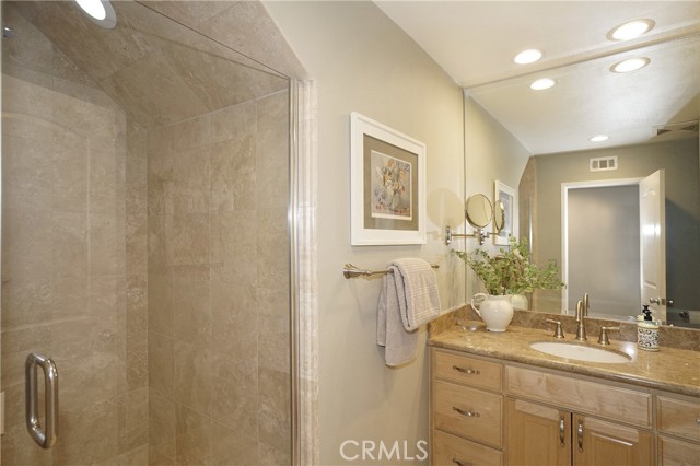 Detail Gallery Image 49 of 69 For 6494 Joshua St, Oak Park,  CA 91377 - 5 Beds | 3 Baths