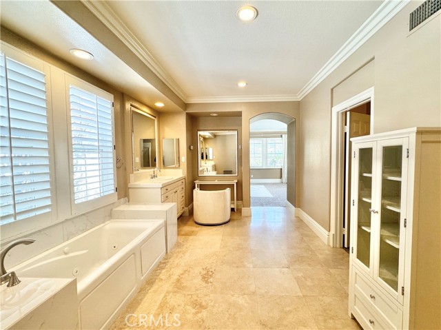 Detail Gallery Image 24 of 28 For 15 Buellton, Irvine,  CA 92602 - 4 Beds | 4 Baths