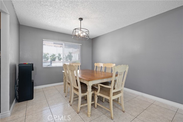 Detail Gallery Image 11 of 45 For 1776 Auburn Ct, Perris,  CA 92570 - 3 Beds | 2/1 Baths