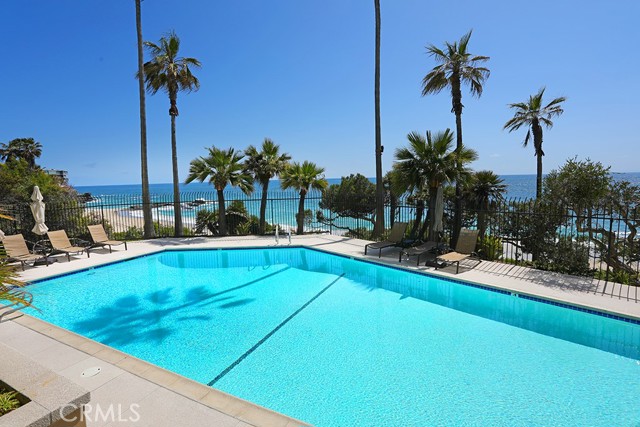 31423 South Coast Hwy, Laguna Beach CA: https://media.crmls.org/medias/c39a48ea-9548-4290-91e5-8dec61313ce5.jpg