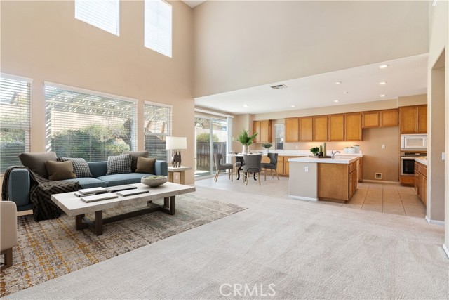 34106 San Sebastian Avenue, Murrieta CA: https://media.crmls.org/medias/c39a9a05-d81c-49f6-a7d1-c98894ec4598.jpg
