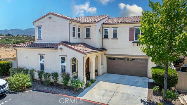 Detail Gallery Image 1 of 1 For 20402 Acedia Ct, Newhall,  CA 91350 - 4 Beds | 2/1 Baths