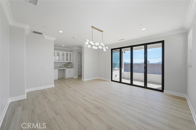 Detail Gallery Image 8 of 13 For 13705 Copley Dr, Rancho Cucamonga,  CA 91739 - 5 Beds | 5/1 Baths