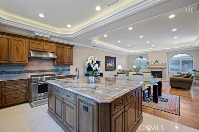 1407 S Catalina Avenue, Redondo Beach CA: https://media.crmls.org/medias/c39b3cba-5016-4f88-bbdf-0d4c2af72938.jpg