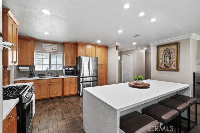 1313 E Merona Pl, Anaheim, CA 92805 photo 5