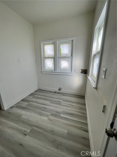 Detail Gallery Image 6 of 8 For 220 E Kingsley Ave, Pomona,  CA 91767 - 3 Beds | 1/1 Baths