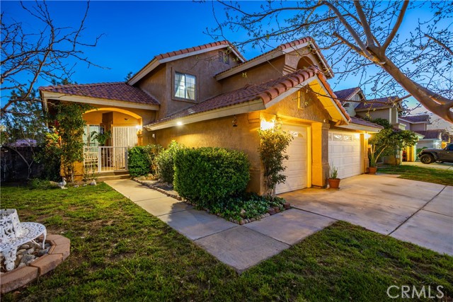 Detail Gallery Image 3 of 48 For 1806 E Mesa Dr, Lancaster,  CA 93535 - 4 Beds | 3 Baths