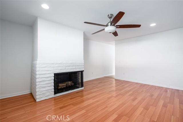 Detail Gallery Image 5 of 26 For 1800 E Heim Ave #15,  Orange,  CA 92865 - 2 Beds | 2 Baths