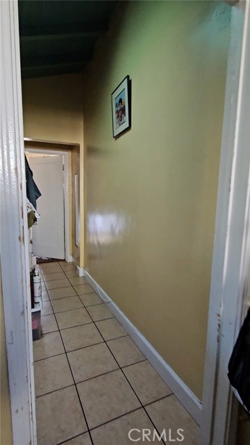 Detail Gallery Image 22 of 30 For 2546 S Bronson, Los Angeles,  CA 90018 - 5 Beds | 4 Baths