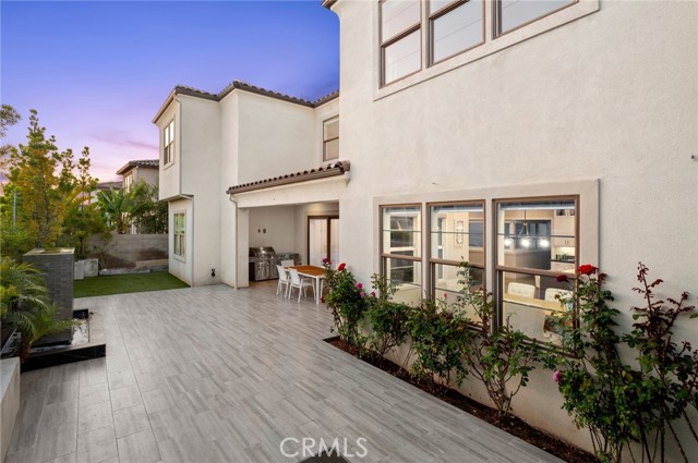 56 Claudius Court, Irvine CA: https://media.crmls.org/medias/c39d4d0e-68c2-41f0-b7de-e0bfb692757f.jpg