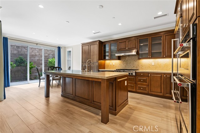 126 Baja, Irvine CA: https://media.crmls.org/medias/c39d6ad4-e94d-4d2e-93fc-610e6218f47a.jpg