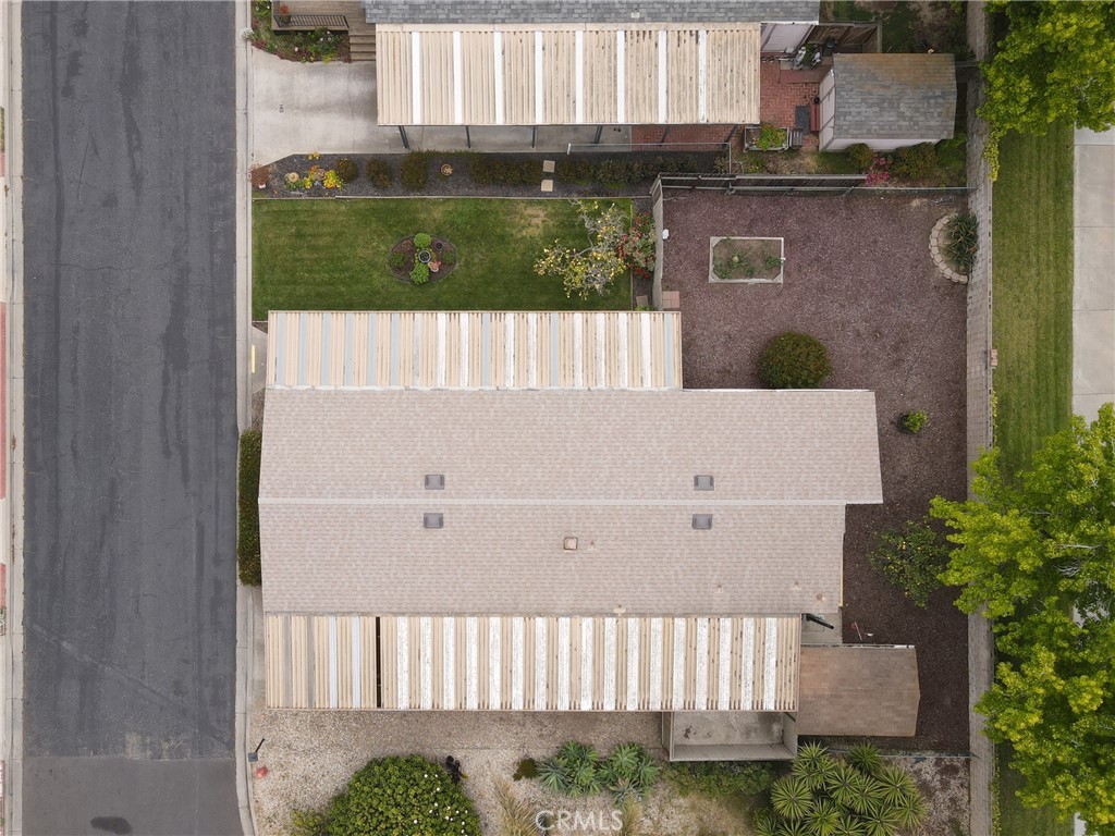 https://media.crmls.org/medias/c39d7938-fb79-449b-8417-cc4e084e9418.jpg?preset=X-Large