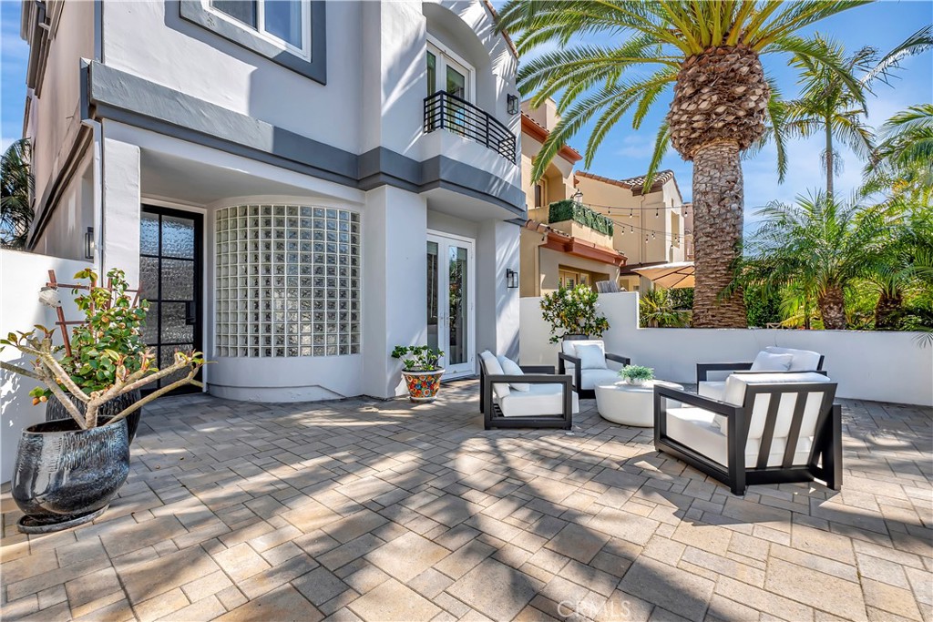 MLS #OC26097710 image #1