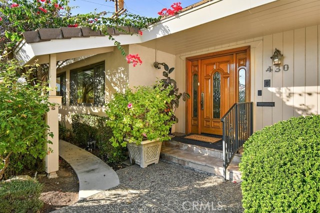 Detail Gallery Image 3 of 43 For 430 W 6th St, Ontario,  CA 91762 - 3 Beds | 2 Baths