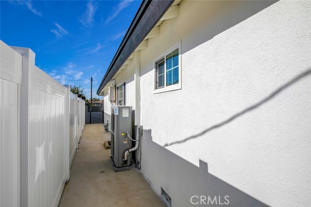 Detail Gallery Image 44 of 46 For 8006 Ben Ave, North Hollywood,  CA 91605 - 3 Beds | 2 Baths