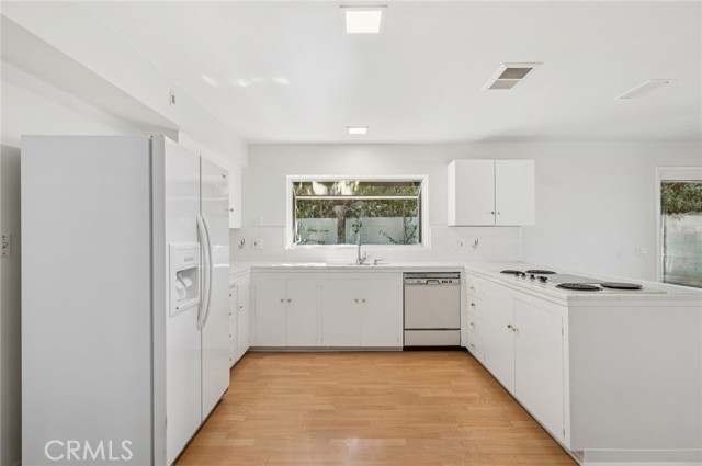 Detail Gallery Image 13 of 40 For 1727 Galatea Ter, Corona Del Mar,  CA 92625 - 3 Beds | 2 Baths