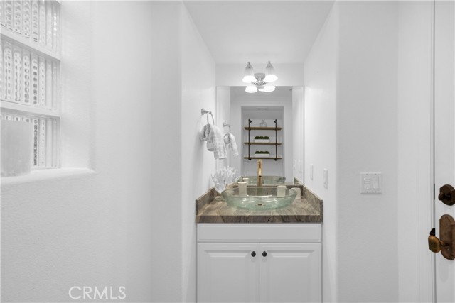 Detail Gallery Image 28 of 61 For 21331 Balerma Ln, Huntington Beach,  CA 92648 - 4 Beds | 3/1 Baths